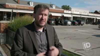 THIS GUY WHO IS GOING TO ABDUCT
HER AND MURDER HER IS HERE. - The Lake Erie Murders