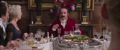 This hen is delicious,
Madam Beaugrand. - Return of the Hero