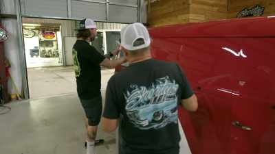 This here, panel it out
with a pinstripe like this. - Shorty's Dream Shop