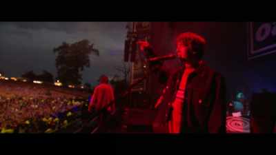 This is history.
This is history, - Oasis: Knebworth 1996