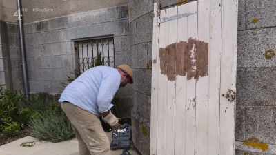 This is hot, put it down
and something will damage. - Escape to the Chateau: Make Do & Mend