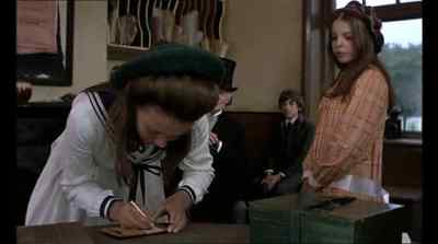 This is how you write it.
You say... Szczepansky. - The Railway Children