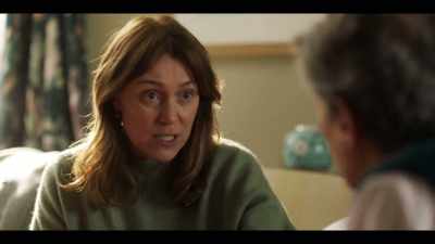 This involves me
telling you two secrets, - Finding Alice