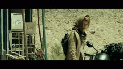 This is Claire Redfield's convoy, broadcasting for any survivors. - Resident Evil: Extinction