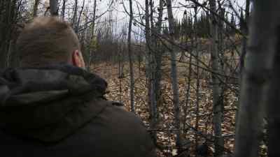 THIS IS JUST THE SHOULDER
BLADE OFF OF A -- - The Last Alaskans