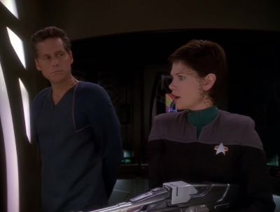 This isn't going to work if you fight me. - Star Trek: Deep Space Nine