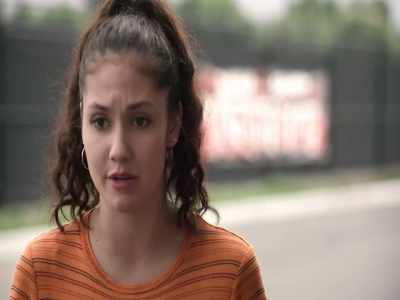 This isn't on you. It's on me.
I've been lying to everyone. - On My Block