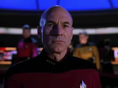 This isn't right. - Star Trek: The Next Generation
