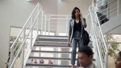 This is Julian Booth. - The Resident