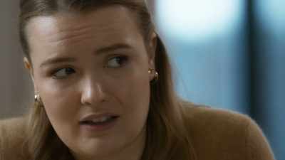This is just me
calling my mom... - Pocket Dial Murder