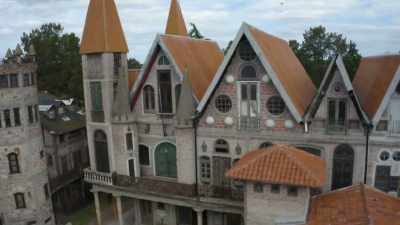 This kind of project,
having things in mind, - Mysteries of the Abandoned