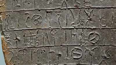 This language wasn't Minoan -
it was early Greek. - Raiders of the Lost Past with Janina Ramirez