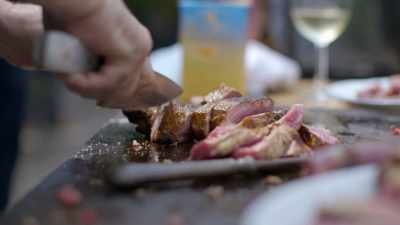 This is like no steak
I've ever eaten. - Stanley Tucci: Searching for Italy