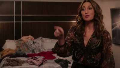 This is like
when you were dating Rick Fox, - Girls5eva