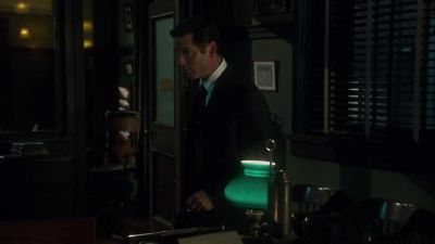 This lock's been broken. - Murdoch Mysteries