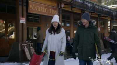 This looks a little bigger
than I remember it. - Love in Winterland