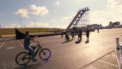 - This looks cool.
Look at that, man. - America's Got Talent: Extreme