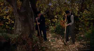 - This looks like a good place.
- Ah! - The Trouble with Harry