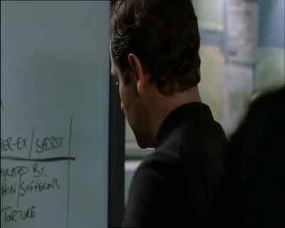 This man is seriously confused. - Wire in the Blood
