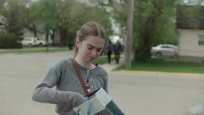 This for me?
 Mm-hmm. - Abducted by My Teacher: The Elizabeth Thomas Story