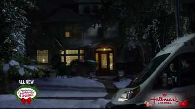 This is me. - Christmas at the Plaza
