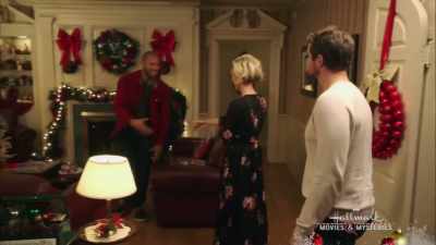 This is Molly, Jared, this is,
it's Greg and Kayla. - Romance at Reindeer Lodge