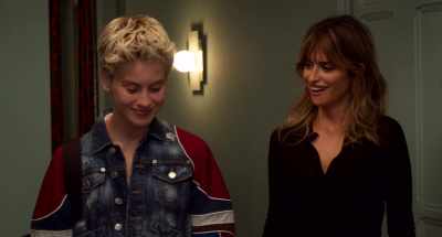 This morning, in my haste,
I didn't ask you about your daughter. - Parallel Mothers