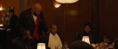 This motherfucker
spent 250 grand - All Eyez on Me