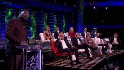 This motherfucker wore
a wedding dress - Comedy Central Roast of Bruce Willis