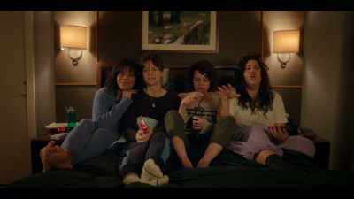 - This movie so holds up.
- Yeah, it really does. - The Girls on the Bus