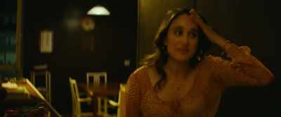 This must be Anna,
Franco's daughter. - Last Night of Amore