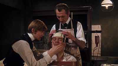 This must be held still. - Frankenstein Must Be Destroyed