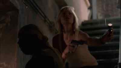 - This must be the guestroom.
- Yeah. - Anaconda 3: Offspring