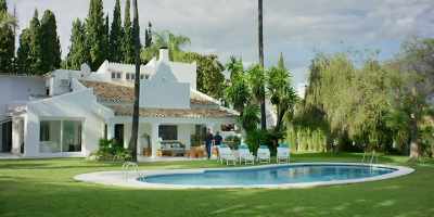- This is my gaff.
- What about the boat - Rise of the Footsoldier: Marbella
