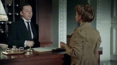 This needs to stay between us, - Grand Hotel