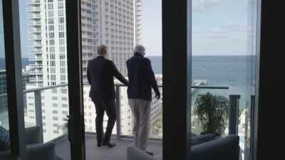 -This is nice.
-Yeah. Very nice. - Icahn: The Restless Billionaire