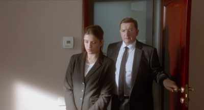 This is Nina Sazonova.
She will be your interpreter. - About Love