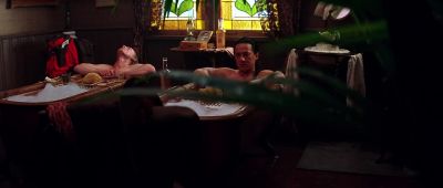 This is not a proper hiding place - Shanghai Noon