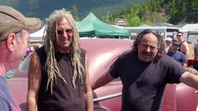 - This one is a 'Cuda, not a Barracuda.
- They're getting hard to find, eh? - Rust Valley Restorers