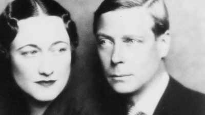 This one is called
Mrs Wallis Simpson. - Elizabeth Windsor