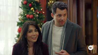 This one grinds her
teeth all night long. - We Wish You a Married Christmas