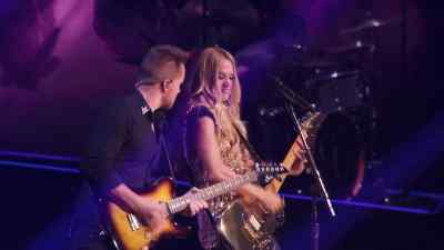 This one's, like, fluid, - Carrie Underwood: Reflection