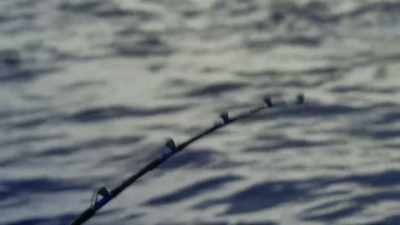 This other line is going down, - Deadliest Catch: Bloodline