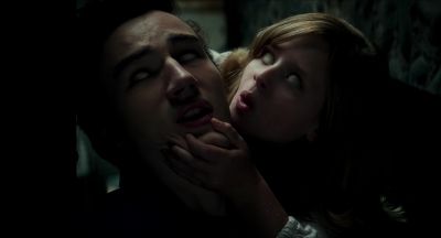 - This is Palmer.
- Listen. - Ouija: Origin of Evil