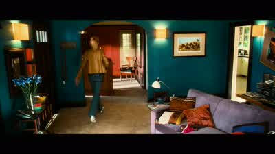 This Pasadena homemaker's name is Jeanne Bell. - Kill Bill: Vol  1