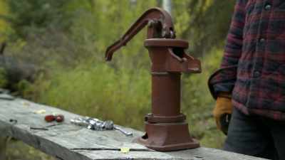 This pitcher pump
styles that you've seen
it all the camp grounds, - Life Below Zero: Next Generation