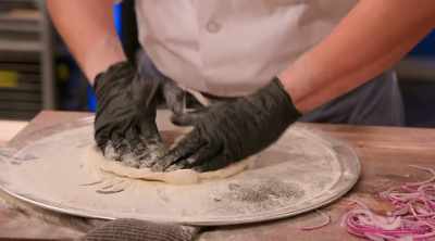 This pizza,
it looks like this right now, - Best in Dough