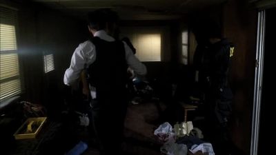 This place is completely
empty. We missed them again. - Criminal Minds