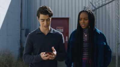 This place seems pretty empty.
Are you sure that it's working? - Naomi