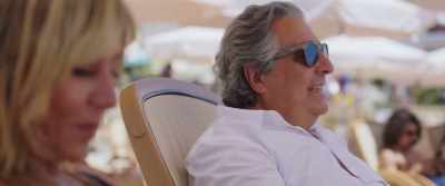 This Ray-Banosy. Ray-Bans for a tenner. 
Besides, you can not see the difference. - Ibiza